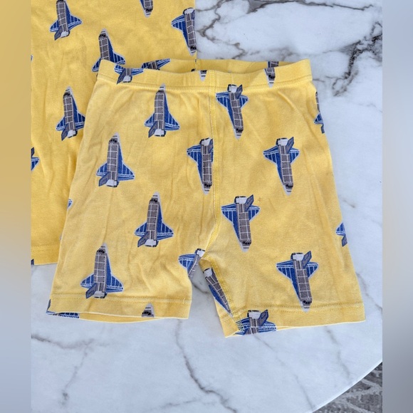 Hanna Andersson Yellow and Blue Airplane Kids Pajama Set - Picture 2 of 7